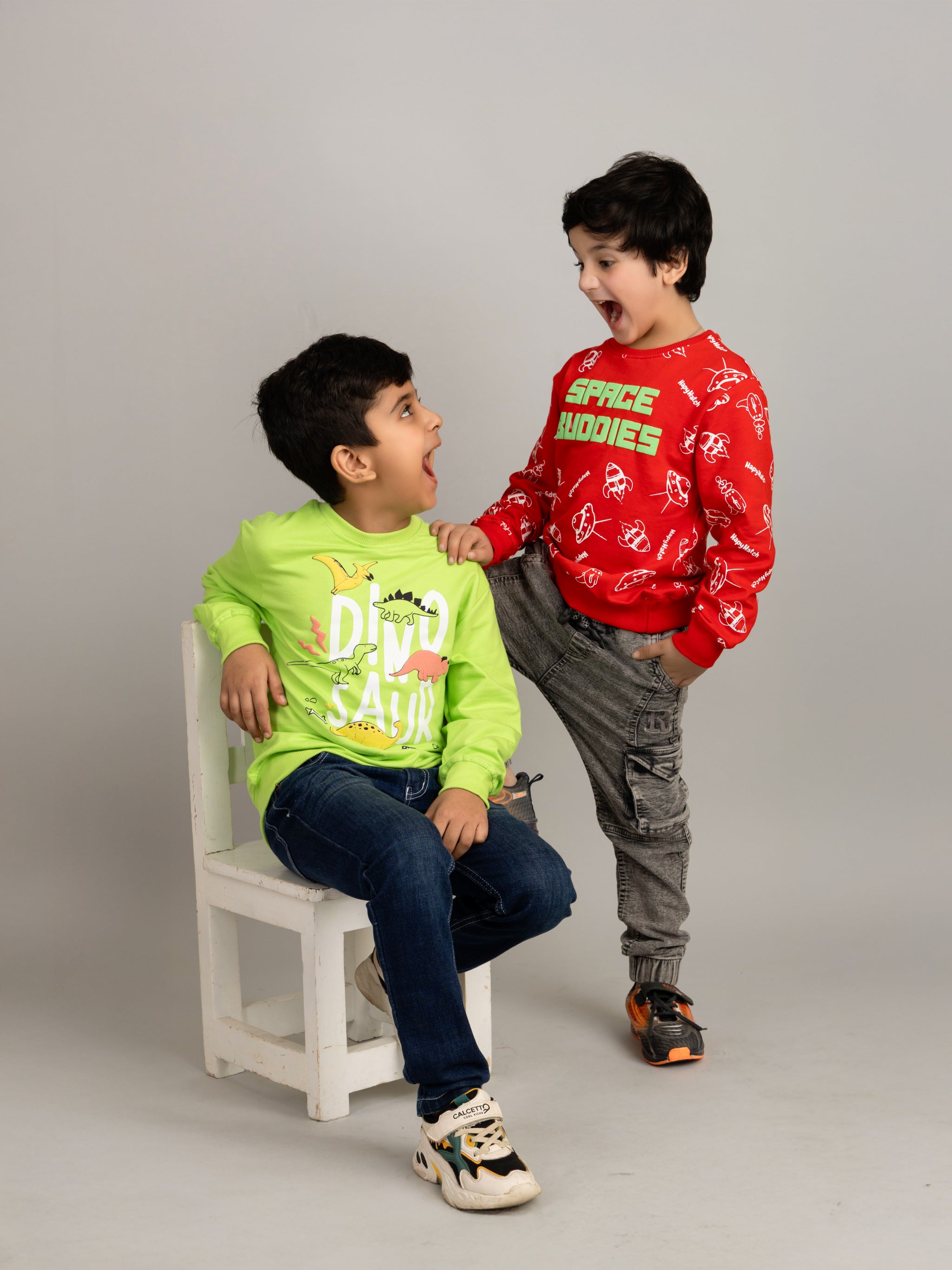 Boys Neon Color Dinosaur Puff Print Sweatshirt