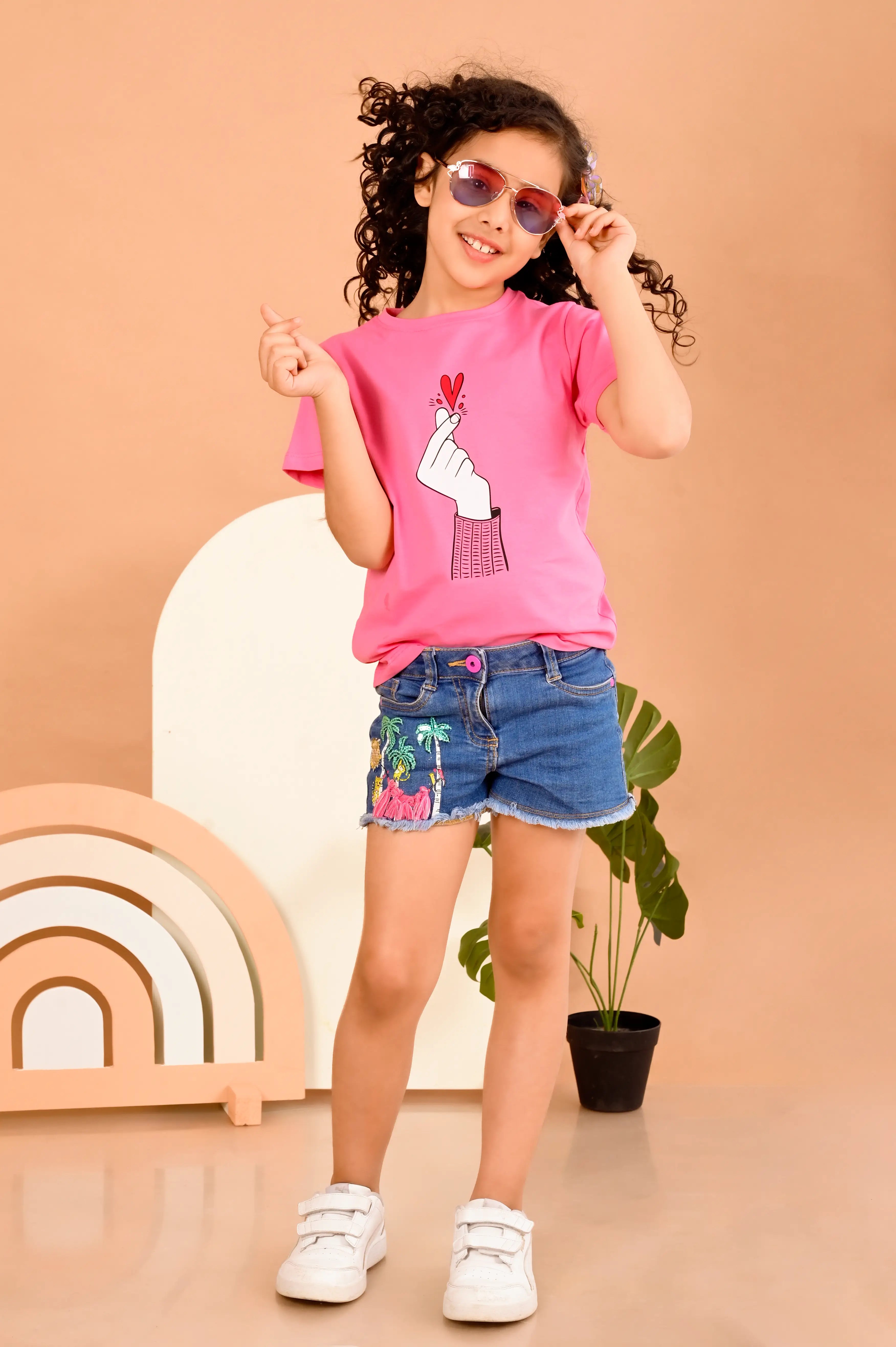 no color bleeding , no fading , no shrinkage , remains soft and fresh even after multiple washes 